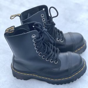 Dr Martens AirWair Steel Toe Shoes Size 7 / 37